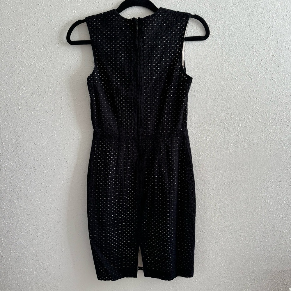 H&M Black Sleeveless Eyelet Dress - Size 4 - Picture 5 of 7